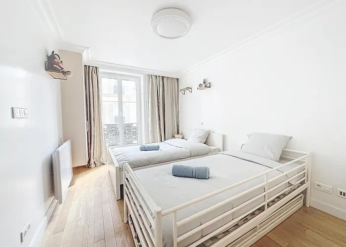 דירה 118 - , Place De La Republique, 7 Personnes פריז